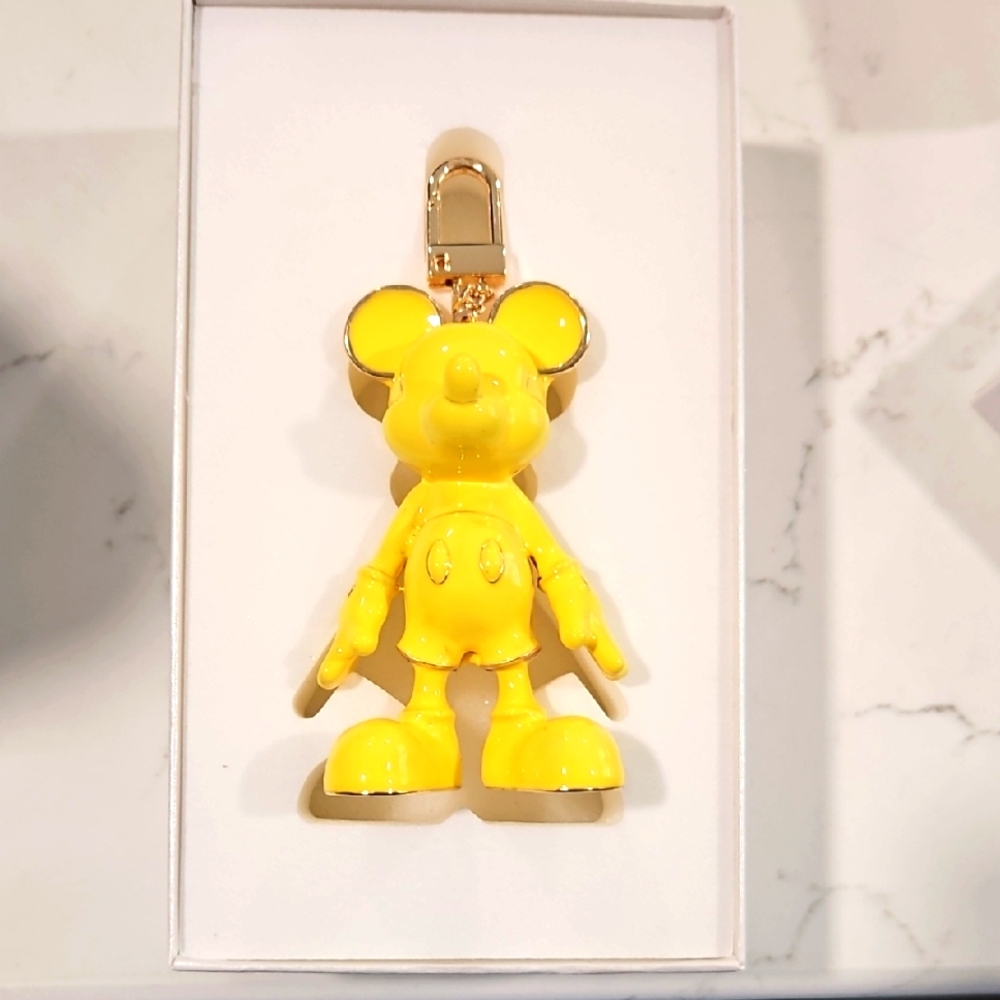 ALL KEYCHAINS BUY 2 FOR $50 - Picture 1 of 2
